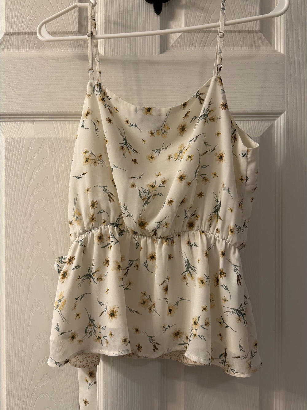 Paper Crane Floral Wrap Cami Peplum Tank Top Size Medium - Picture 6 of 7